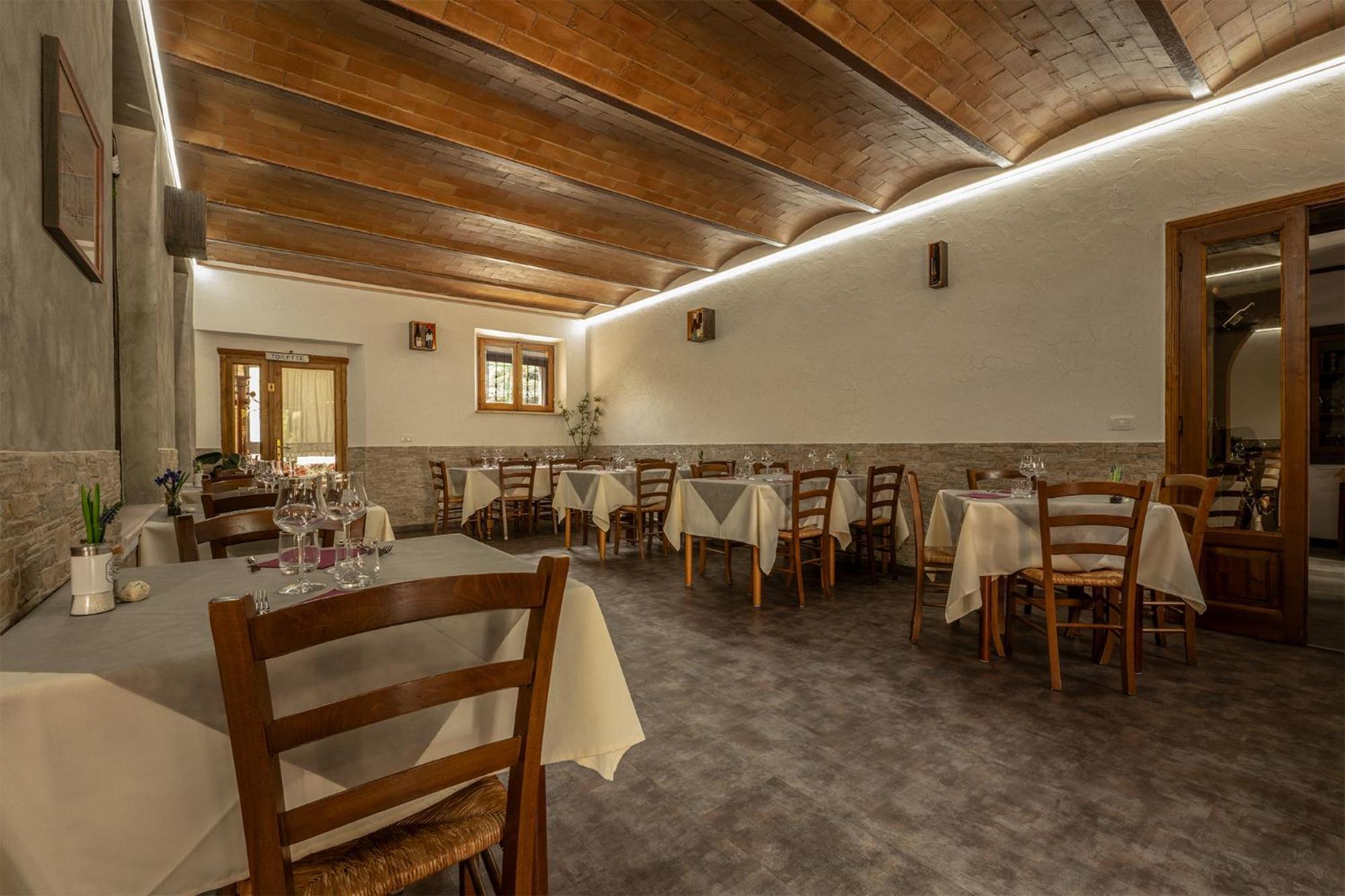 B&B Locanda Sant'Antimo Montalcino Ngoại thất bức ảnh